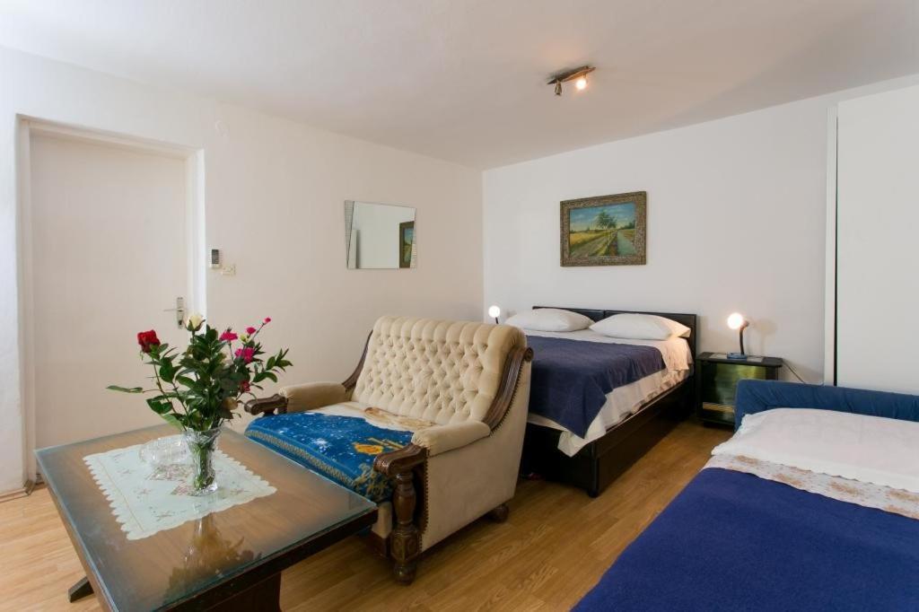 Kusalo Guesthouse Ντουμπρόβνικ Δωμάτιο φωτογραφία